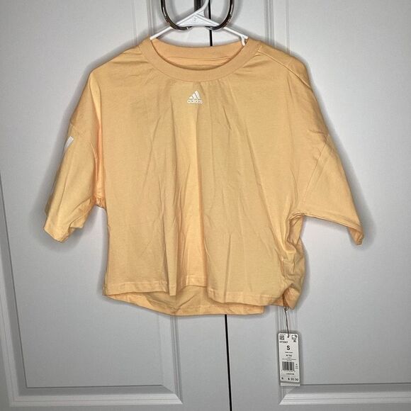 NWT Ladies Adidas Open Back Styling" Short sleeved cropped tee shirt - Picture 1 of 8